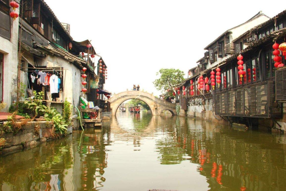 轻松问答,尽在《知否》林小娘和明兰都是盛老太太的亲人,为何老太太独宠明兰?蜗牛问答